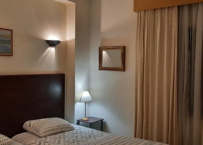 Seabreeze -10 Pax, Piscina, A 100m Casa de Férias *