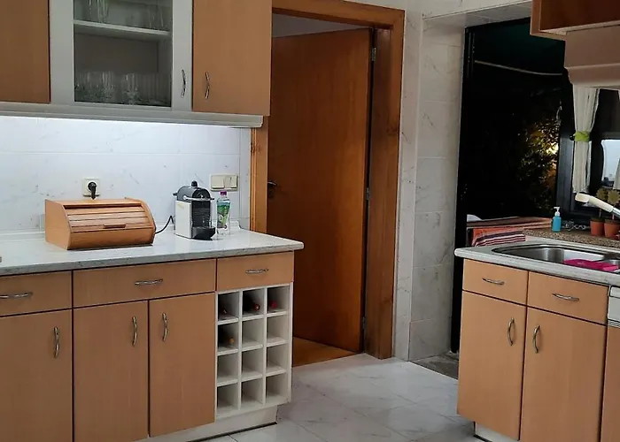 Seabreeze -10 Pax, Piscina, A 100m Casa de Férias *